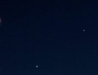 La Lune, Vénus et Jupiter. // Source : Flickr/CC/liz west (photo recadrée)