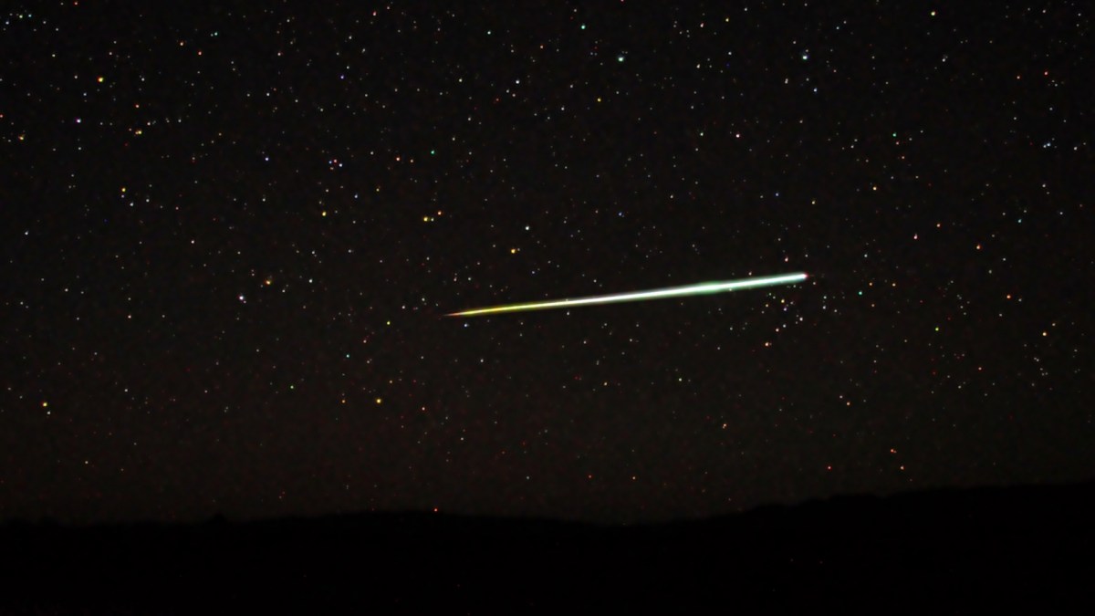 Un bolide observé en Australie en 2011. // Source : Wikimedia/CC/C m handler (photo recadrée) Un bolide observé en Australie en 2011. // Source : Wikimedia/CC/C m handler (photo recadrée)