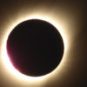 L'éclipse solaire du 2 juillet 2019. // Source : Wikimedia/CC/Majolobe (photo recadrée) L'éclipse solaire du 2 juillet 2019. // Source : Wikimedia/CC/Majolobe (photo recadrée)
