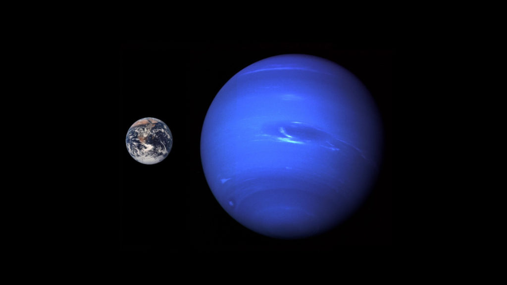La taille de la Terre et de Neptune comparées. // Source : Flickr/CC/Brian Altmeyer (photo recadrée) La taille de la Terre et de Neptune comparées. // Source : Flickr/CC/Brian Altmeyer (photo recadrée)