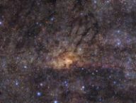 La région centrale de la Voie lactée. // Source : ESO/Nogueras-Lara et al. (photo recadrée)