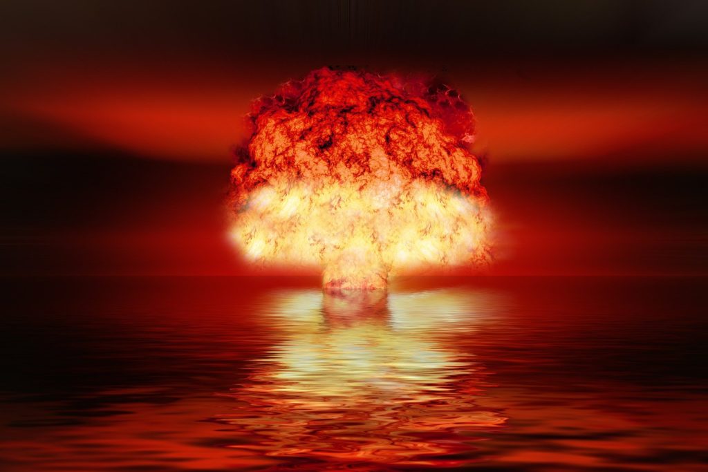 Une bombe comme Hiroshima émet une chaleur de 63 000 000 000 000 joules. // Source : Pixabay Une bombe comme Hiroshima émet une chaleur de 63 000 000 000 000 joules. // Source : Pixabay