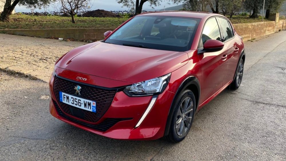 La Peugeot e-208 // Source : Maxime Claudel pour Numerama La Peugeot e-208 // Source : Maxime Claudel pour Numerama