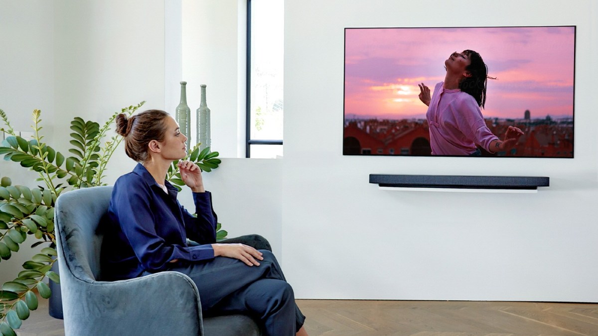 LG OLED WX // Source : LG