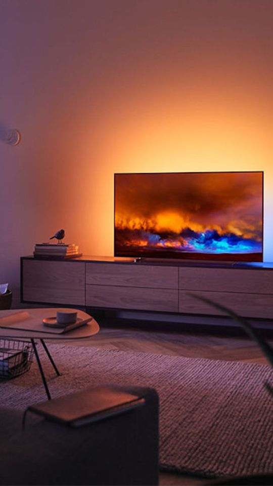 Le téléviseur Philips OLED 804 en situation // Source : Philips Le téléviseur Philips OLED 804 en situation // Source : Philips