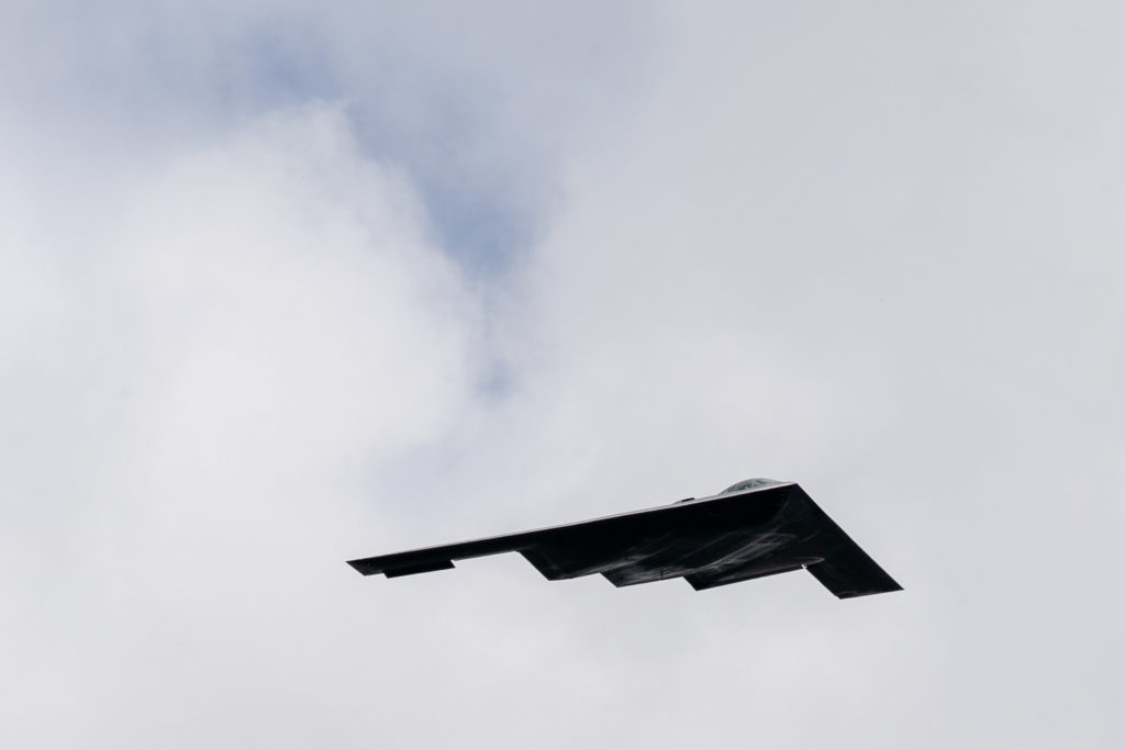 Le B-2 est sans doute le plus élégant des bombardiers furtifs. // Source : Jonathan Cutrer