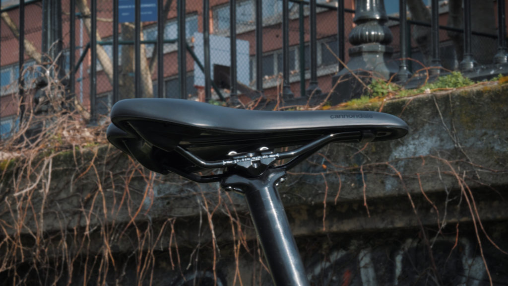 Cannondale Canvas Neo 1 // Source : Louise Audry pour Numerama Cannondale Canvas Neo 1 // Source : Louise Audry pour Numerama