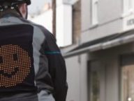 Veste Ford Emoji // Source : Ford