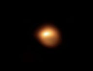 Bételgeuse observée par le Très Grand Télescope. // Source : ESO/M. Montargès et al. (photo recadrée)
