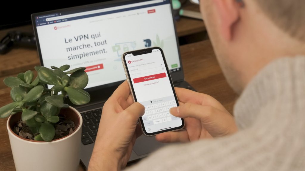 expressvpn setup app ios