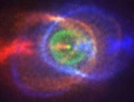 Une structure de gaz dans le système HD101584. // Source : ALMA (ESO/NAOJ/NRAO), Olofsson et al. Acknowledgement: Robert Cumming (photo recadrée)
