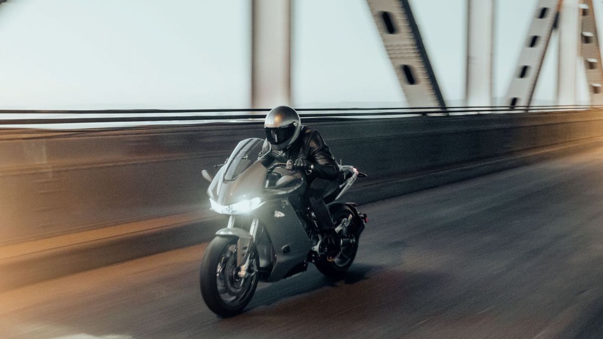 Zero SR/S // Source : Zero Motorcycles Zero SR/S // Source : Zero Motorcycles