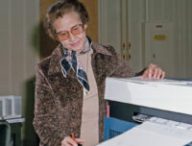 Katherine Johnson en 1980. // Source : Nasa (photo recadrée)