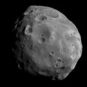 Phobos, une lune de Mars. // Source : Wikimedia/CC/ESA/DLR/FU Berlin (G. Neukum),CC BY-SA 3.0 IGO (photo recadrée et modifiée) Phobos, une lune de Mars. // Source : Wikimedia/CC/ESA/DLR/FU Berlin (G. Neukum),CC BY-SA 3.0 IGO (photo recadrée et modifiée)