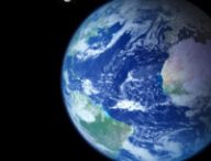 La Terre et la Lune. // Source : Flickr/CC/Philosofia (photo recadrée)
