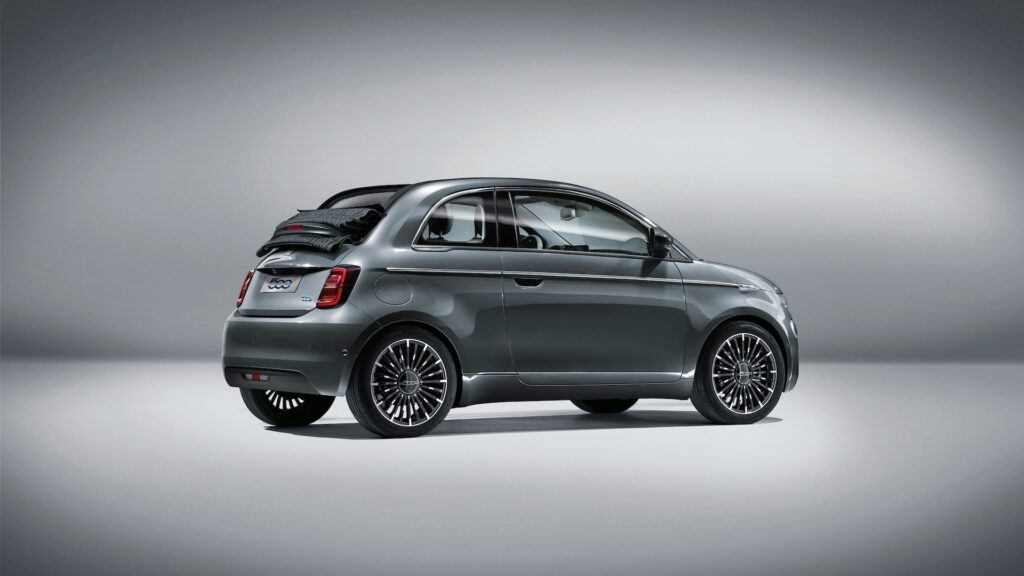 Fiat 500 électrique // Source : Fiat Fiat 500 électrique // Source : Fiat