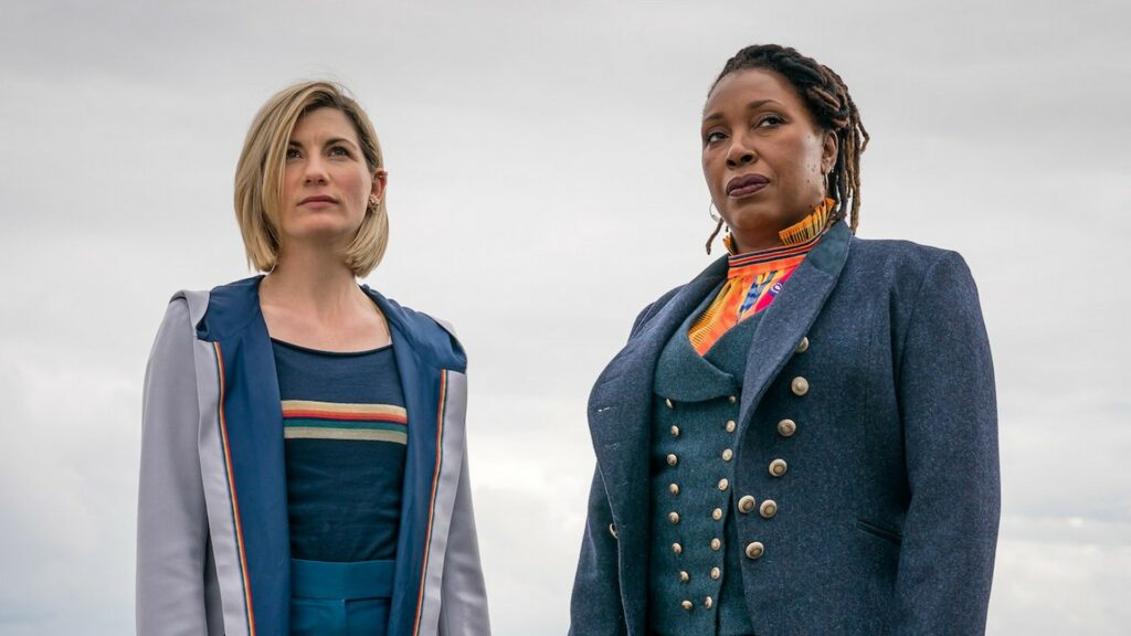 Jo Martin incarne une version inconnue du Docteur. // Source : BBC Jo Martin incarne une version inconnue du Docteur. // Source : BBC