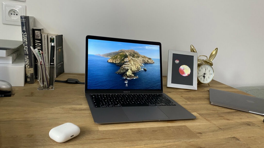 Le MacBook Air 2020 // Source : Julien Cadot pour Numerama Le MacBook Air 2020 // Source : Julien Cadot pour Numerama