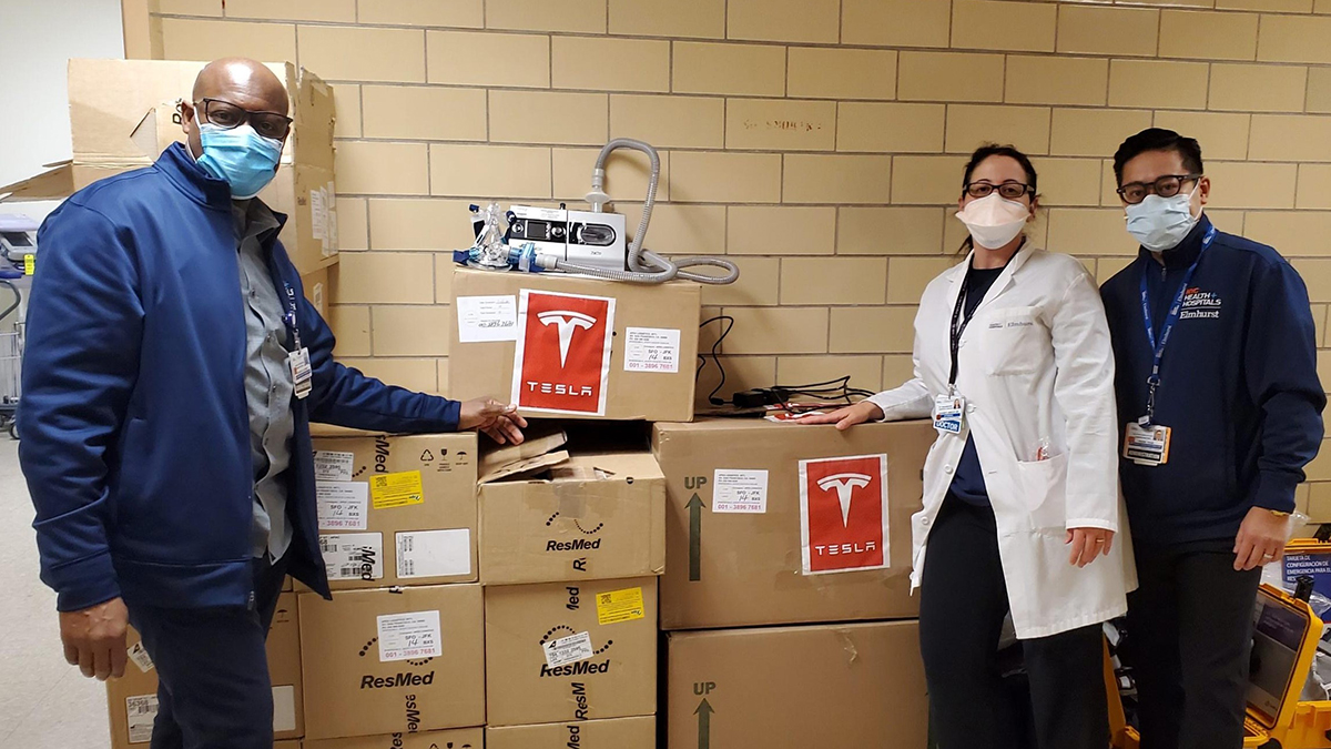 Les ventilateurs envoyés par Elon Musk // Source : https://twitter.com/NYCHealthSystem/status/1245008300518801408/photo/1 Les ventilateurs envoyés par Elon Musk // Source : https://twitter.com/NYCHealthSystem/status/1245008300518801408/photo/1