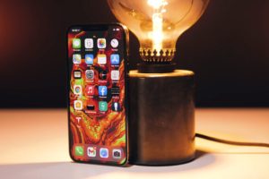 L'iPhone 12 Pro Max // Source : Louise Audry pour Numerama L'iPhone 12 Pro Max // Source : Louise Audry pour Numerama