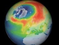 Le « trou » qui s'est formé au printemps 2020 est visible sur cette représentation satellite. // Source : Agence spatiale européenne