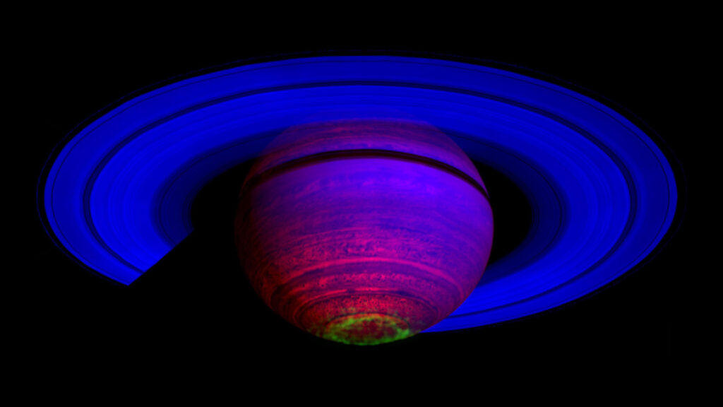 Une nouvelle image de Saturne créée avec les données de Cassini. // Source : NASA/JPL/ASI/University of Arizona/University of Leicester (photo recadrée) Une nouvelle image de Saturne créée avec les données de Cassini. // Source : NASA/JPL/ASI/University of Arizona/University of Leicester (photo recadrée)