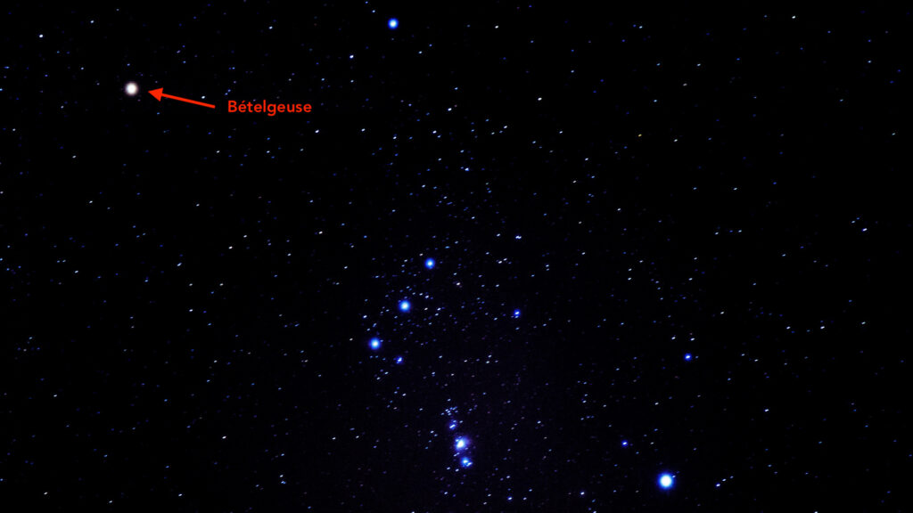 La position de Bételgeuse dans le ciel. // Source : Pexels (photo recadrée et annotée) La position de Bételgeuse dans le ciel. // Source : Pexels (photo recadrée et annotée)