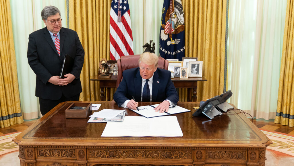Donald Trump décret Twitter Donald Trump décret Twitter