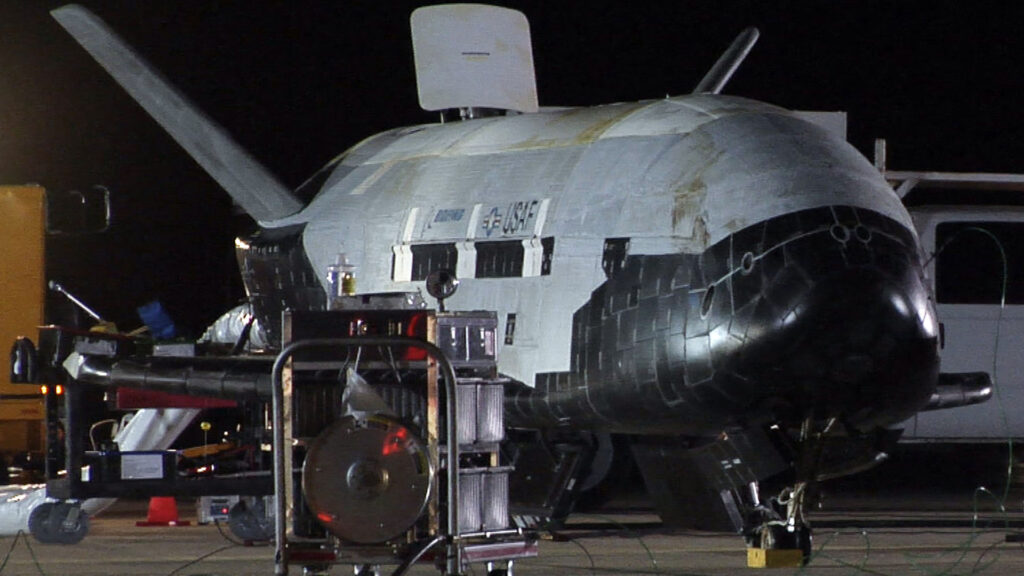 X-37B X-37B