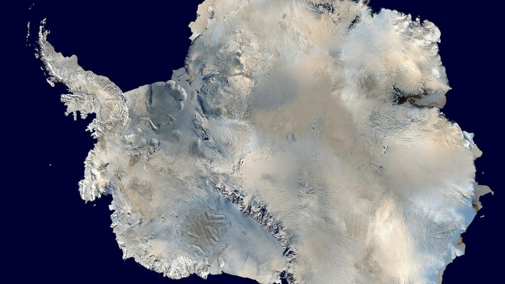 Le Pôle Sud est soumis à de fortes fluctuations de températures de manière naturelle, mais elles sont accrues par le changement climatique. // Source : Nasa Le Pôle Sud est soumis à de fortes fluctuations de températures de manière naturelle, mais elles sont accrues par le changement climatique. // Source : Nasa