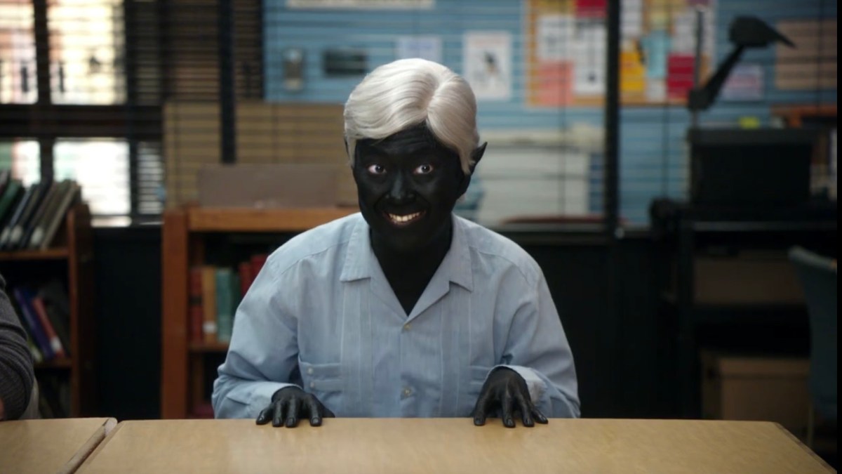 Chang dans Community S02E14 // Source : Capture d'écran Amazon Prime Video Chang dans Community S02E14 // Source : Capture d'écran Amazon Prime Video