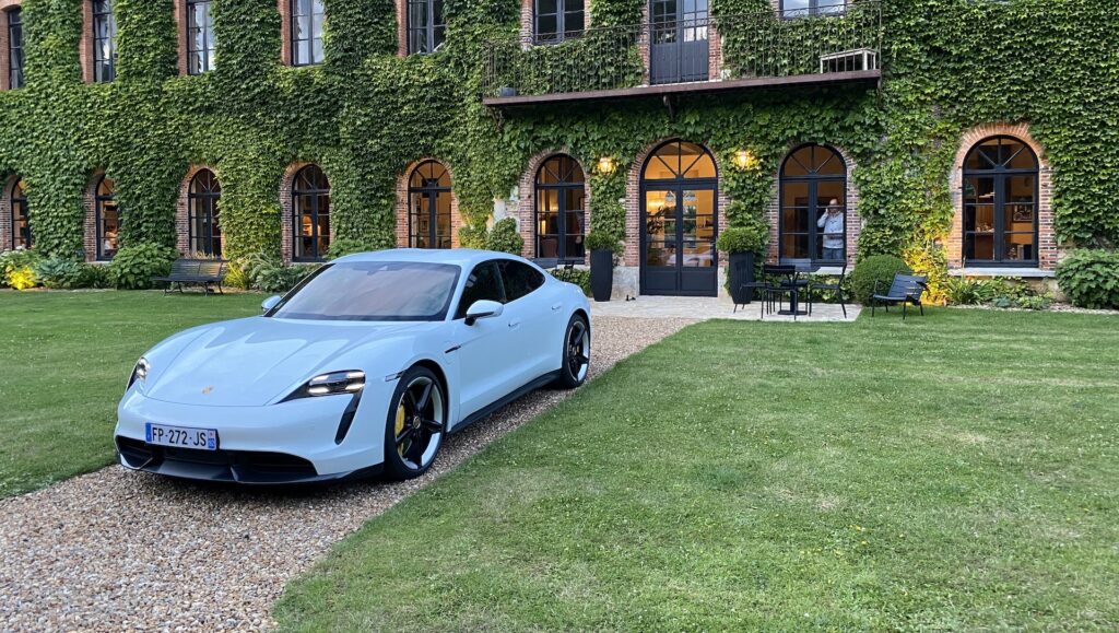 Porsche Taycan // Source : Porsche (pour Numerama) Porsche Taycan // Source : Porsche (pour Numerama)