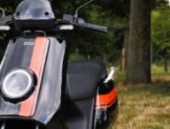 Le scooter Niu NGi GTS Sport // Source : Louise Audry pour Vroom/Numerama