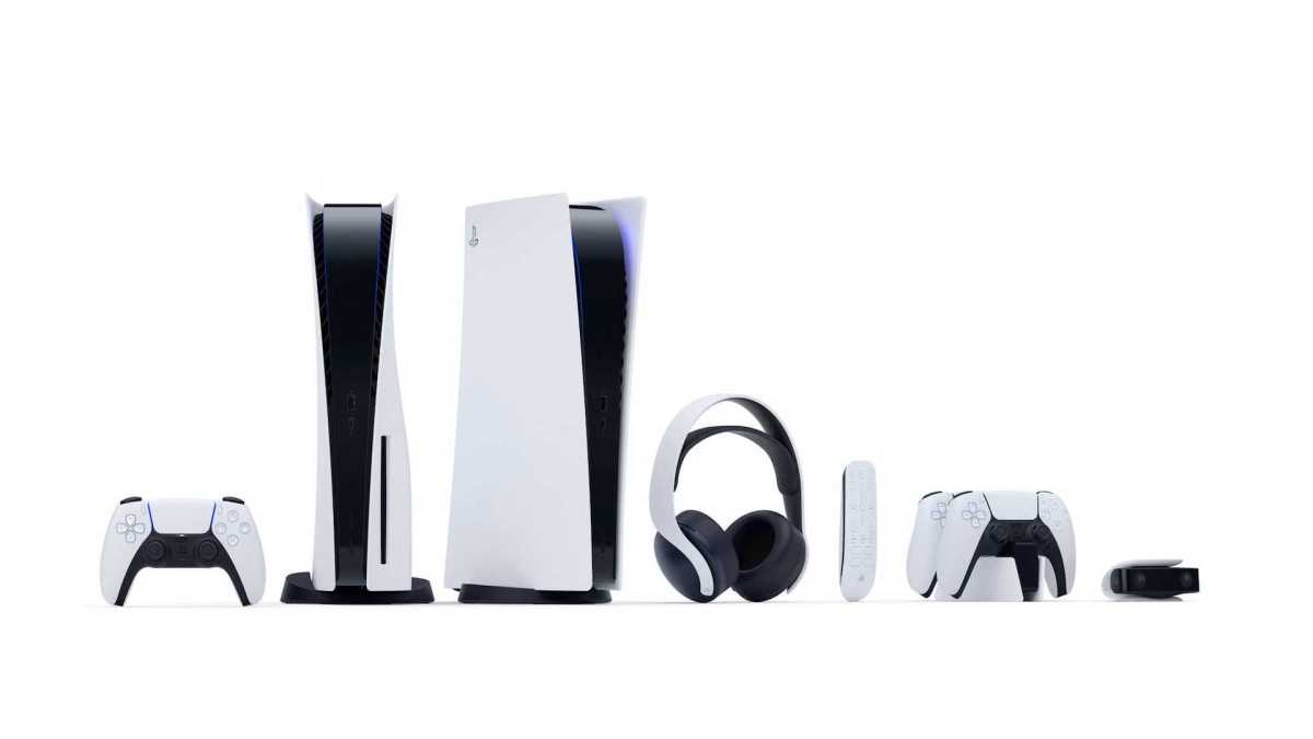 Les deux PS5 et leurs accessoires // Source : Sony Les deux PS5 et leurs accessoires // Source : Sony