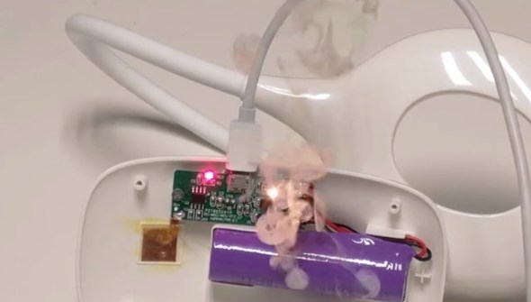 BadPower permet de faire brûler des composants. // Source : Tencent Security Xuanwu Lab