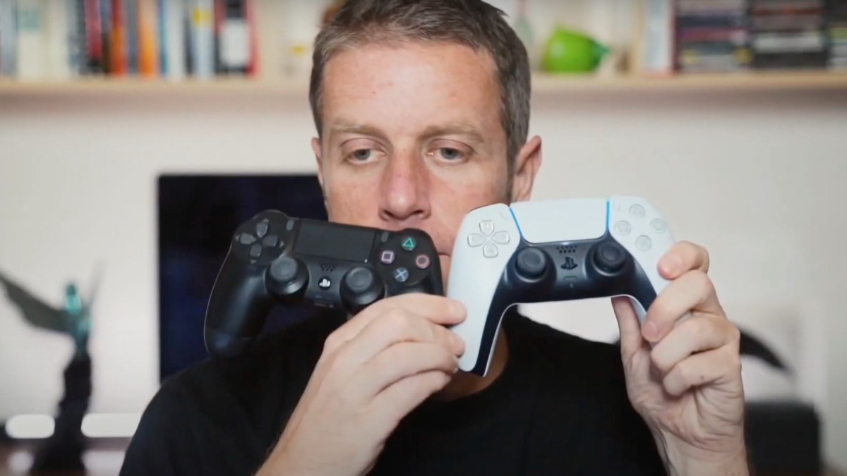 DualSense versus DualShock 4 // Source : Geoff Keighley DualSense versus DualShock 4 // Source : Geoff Keighley