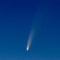 La comète C/2020 F3 (NEOWISE). // Source : Flickr/CC/Jürgen Mangelsdorf (photo recadrée)
