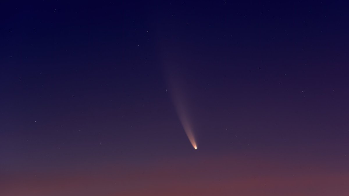 La comète C/2020 F3 (NEOWISE) vue du Texas. // Source : Flickr/CC/Rob Pettengill (photo recadrée) La comète C/2020 F3 (NEOWISE) vue du Texas. // Source : Flickr/CC/Rob Pettengill (photo recadrée)