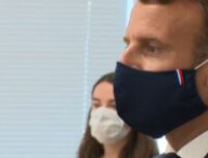 Emmanuel Macron portant un masque // Source : Le Parisien