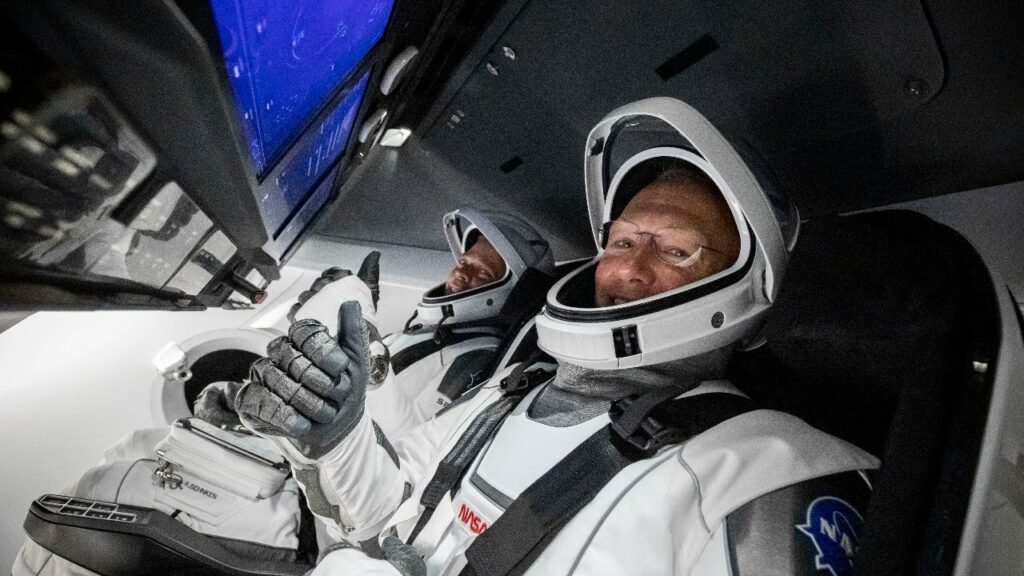 Les astronautes atteignent l'ISS le 31 mai 2020 // Source : YouTube/NASA Les astronautes atteignent l'ISS le 31 mai 2020 // Source : YouTube/NASA
