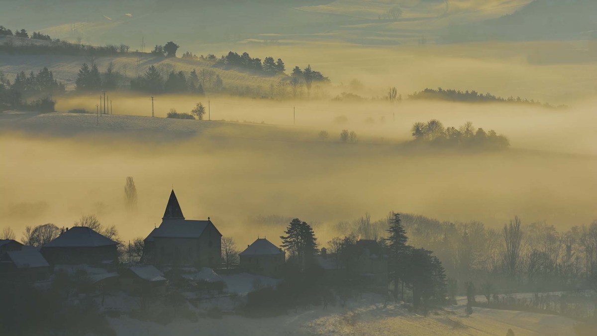Roissard sous la brume // Source : Les SIM's Roissard sous la brume // Source : Les SIM's