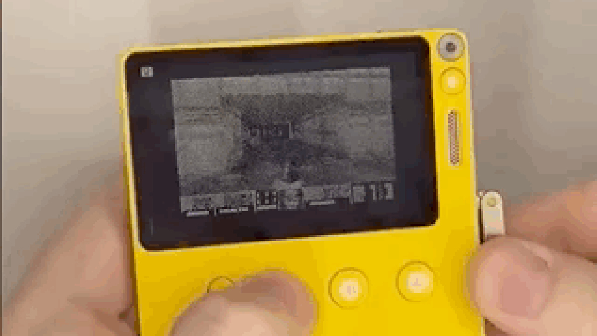 Gif Doom sur Playdate // Source : Capture Twitter Gif Doom sur Playdate // Source : Capture Twitter