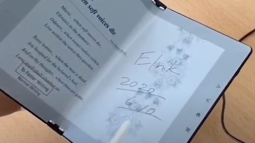 Prototype de e-reader pliable par E INK // Source : YouTube Good eReader Prototype de e-reader pliable par E INK // Source : YouTube Good eReader