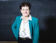 Françoise Combes. // Source : Frédérique PLAS / LERMA / CNRS Photothèque