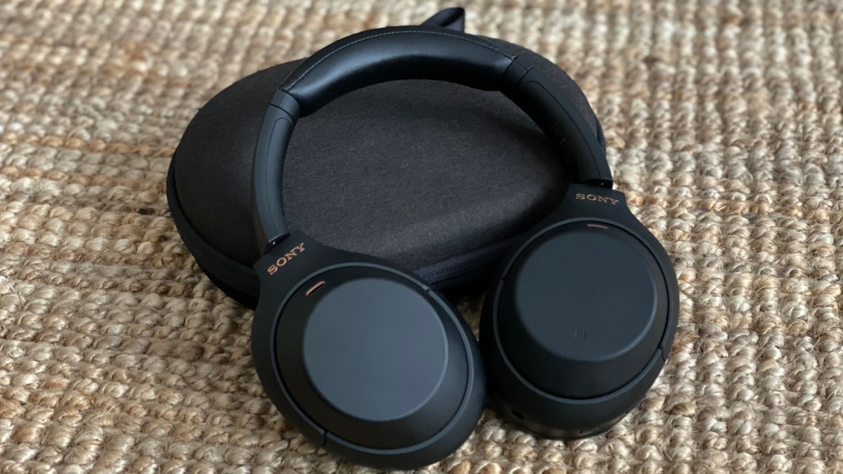 Le casque Sony WH-1000XM4 // Source : Maxime Claudel pour Numerama Le casque Sony WH-1000XM4 // Source : Maxime Claudel pour Numerama
