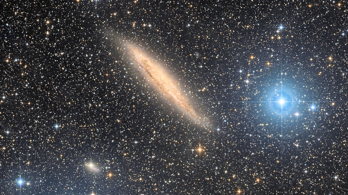 La galaxie NGC 4945. // Source : Flickr/CC/Giuseppe Donatiello (photo recadrée) La galaxie NGC 4945. // Source : Flickr/CC/Giuseppe Donatiello (photo recadrée)