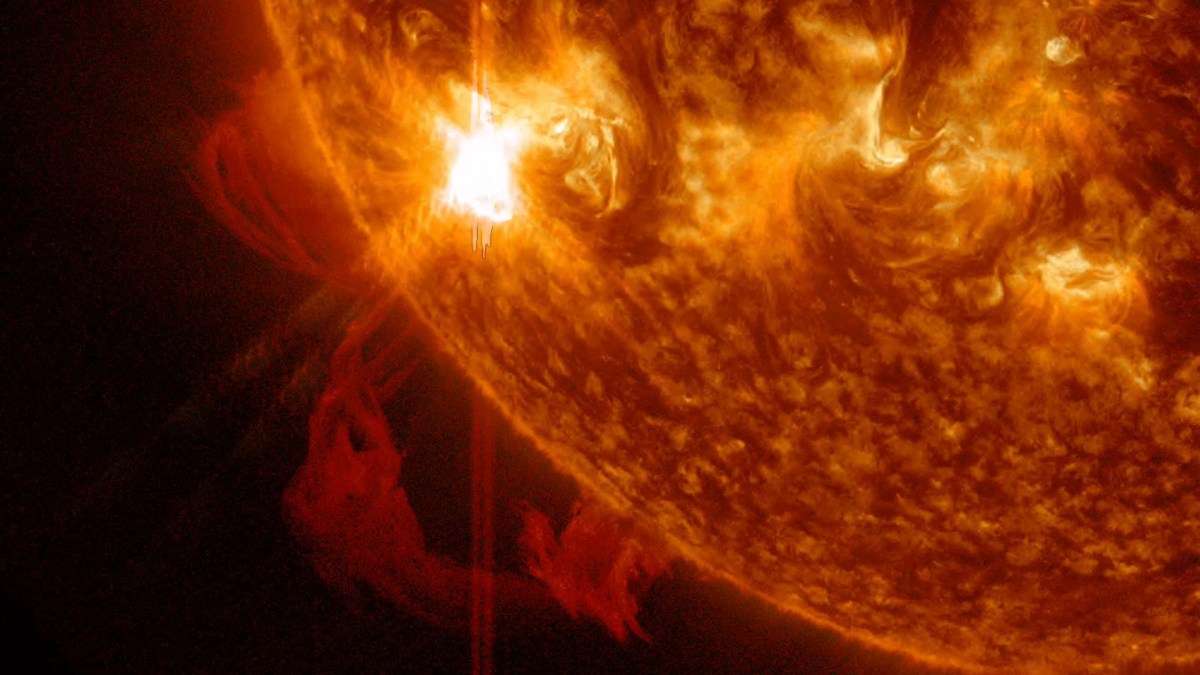 Éruptions solaires. // Source : Flickr/CC/NASA/GSFC/SDO (photo recadrée) Éruptions solaires. // Source : Flickr/CC/NASA/GSFC/SDO (photo recadrée)