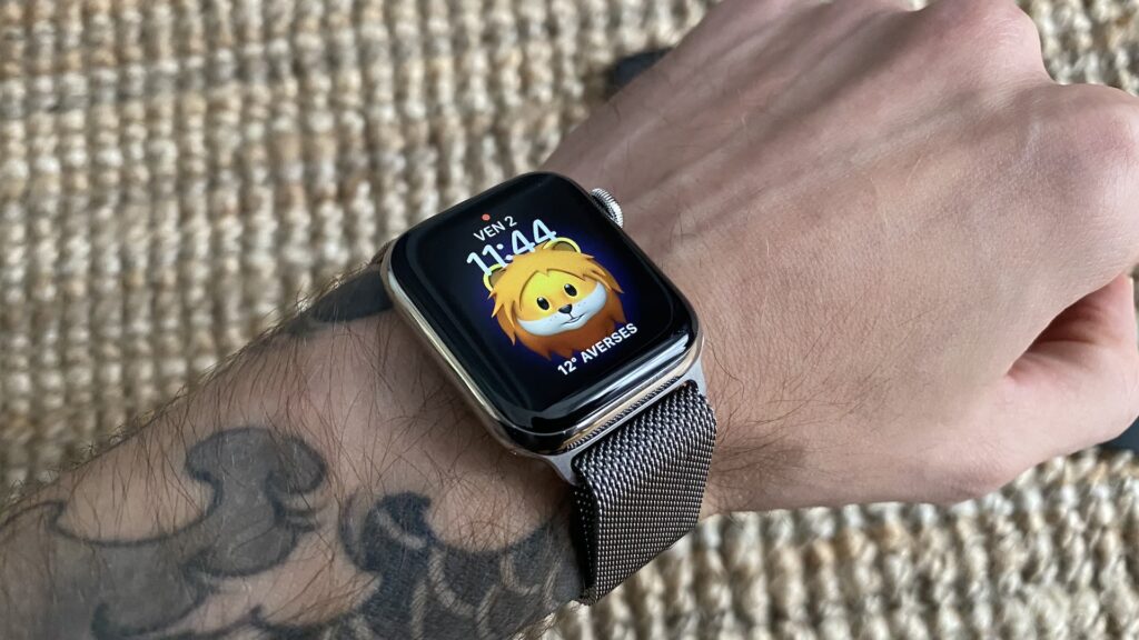L'Apple Watch Series 6 portée // Source : Maxime Claudel pour Numerama L'Apple Watch Series 6 portée // Source : Maxime Claudel pour Numerama