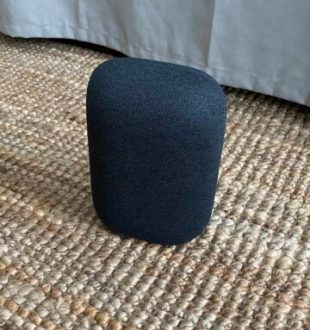 La Nest Audio de Google // Source : Maxime Claudel pour Numerama La Nest Audio de Google // Source : Maxime Claudel pour Numerama