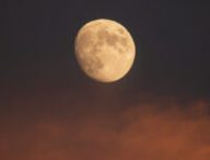 La Lune. // Source : Lee Stonehouse